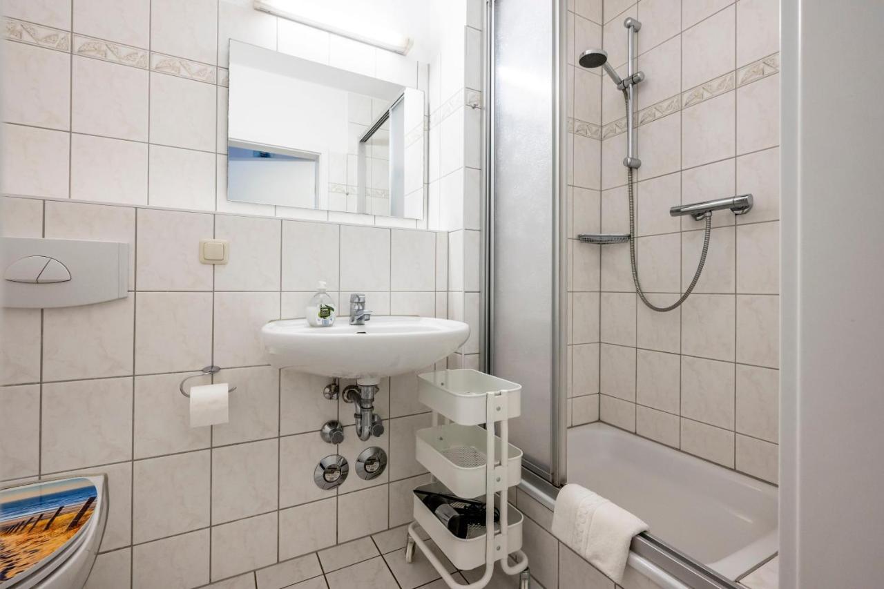 Residenz Am Strand Wohnung 1-17 Цингст Экстерьер фото